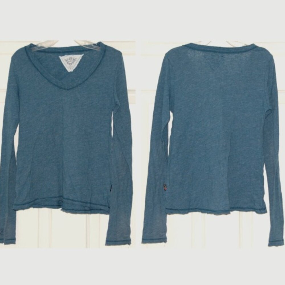 T2Love Girls Size 8, Teal V Neck Long Sleeve Shirt with Thumbhole